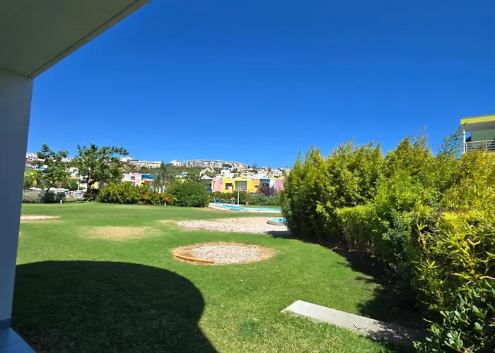 T2 - Marina De * Албуфейра